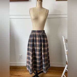 Classic Plaid A-Line Midi Skirt in Neutral Tones